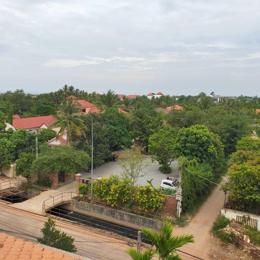 סיאם ריפ Luxury Angkor Resort & Sky Lounge מראה חיצוני תמונה