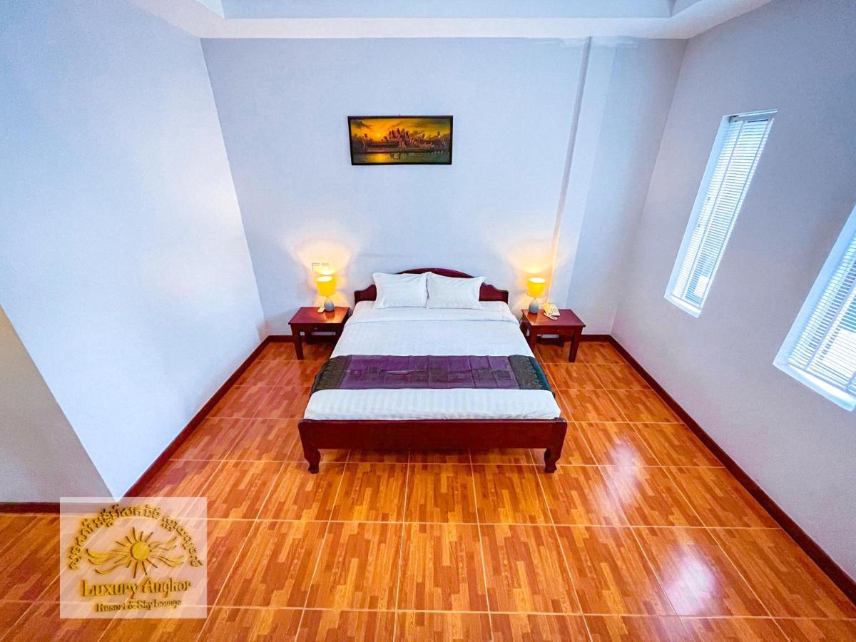 סיאם ריפ Luxury Angkor Resort & Sky Lounge מראה חיצוני תמונה