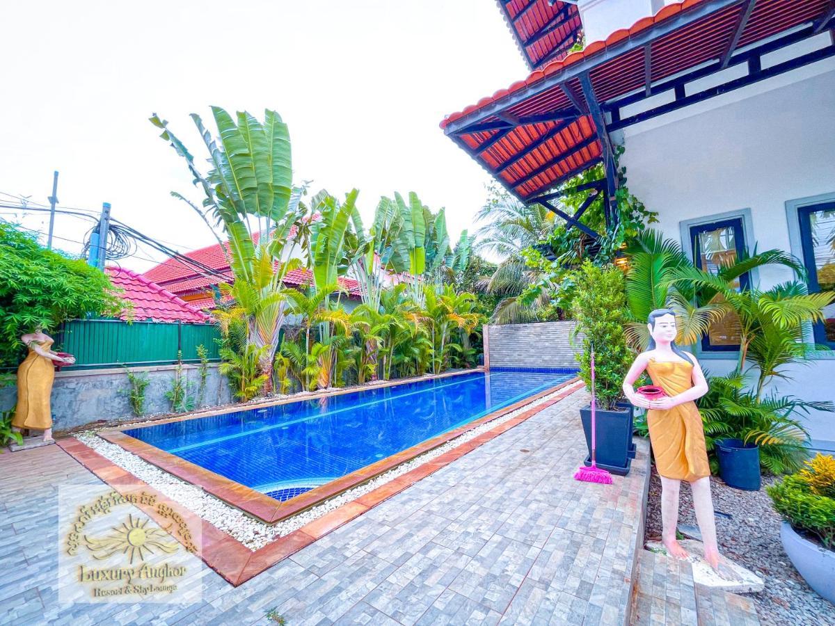 סיאם ריפ Luxury Angkor Resort & Sky Lounge מראה חיצוני תמונה