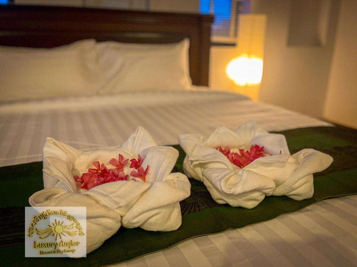 סיאם ריפ Luxury Angkor Resort & Sky Lounge מראה חיצוני תמונה