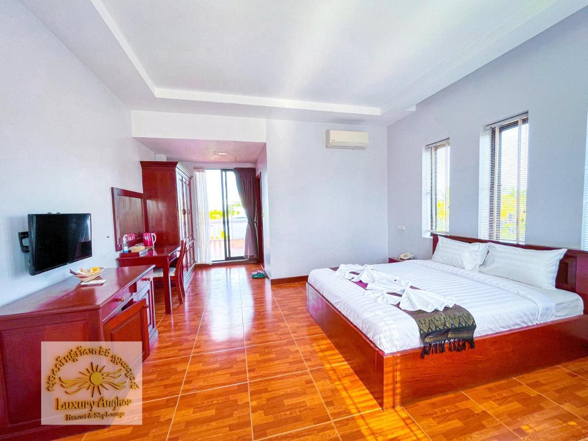סיאם ריפ Luxury Angkor Resort & Sky Lounge מראה חיצוני תמונה