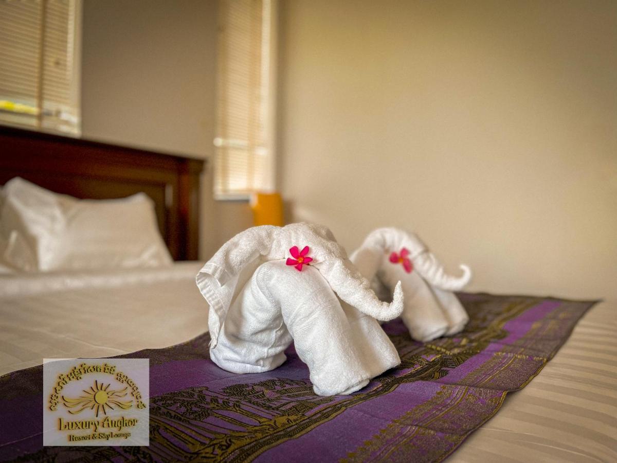 סיאם ריפ Luxury Angkor Resort & Sky Lounge מראה חיצוני תמונה