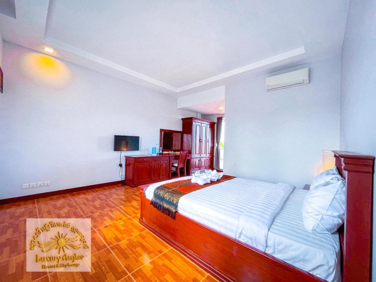 סיאם ריפ Luxury Angkor Resort & Sky Lounge מראה חיצוני תמונה
