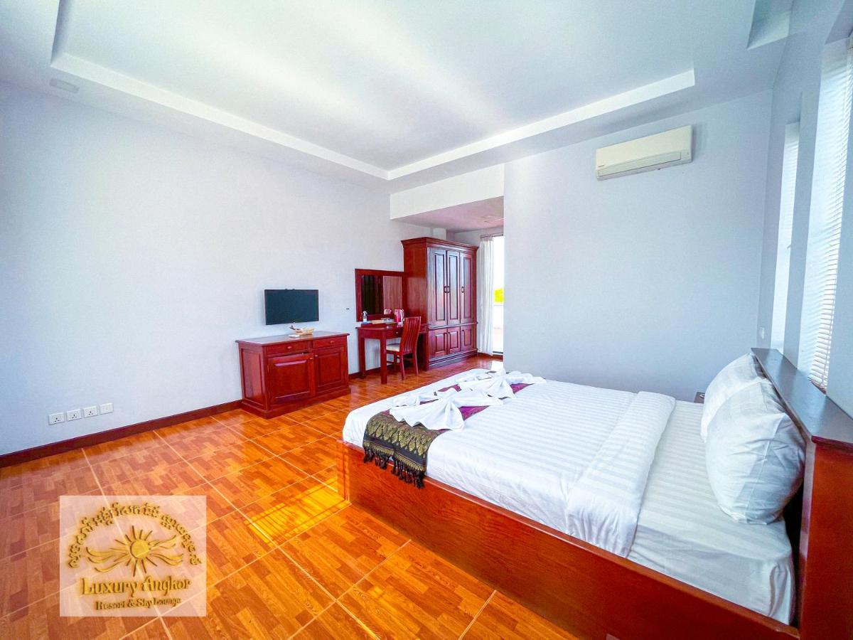 סיאם ריפ Luxury Angkor Resort & Sky Lounge מראה חיצוני תמונה